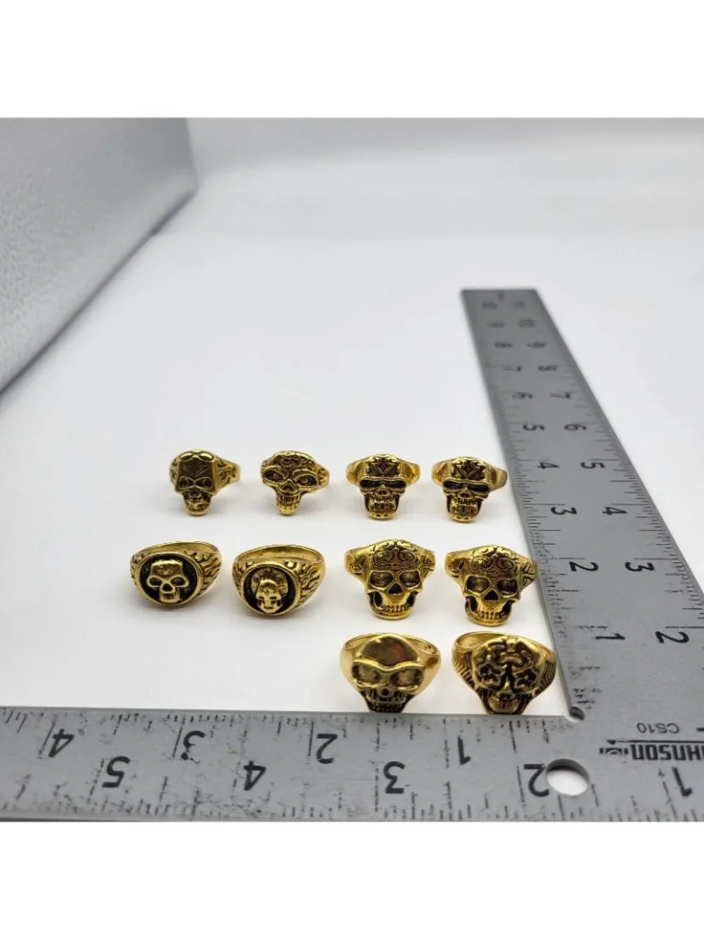 Biker ring Skull rings lot Goth Halloween 8 piece flea market gifts mixed sizes